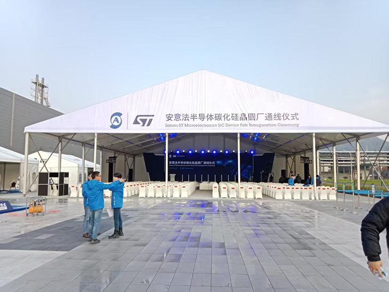 成都雪利婚庆篷房租赁：打破场地限制，为新人定制专属浪漫婚礼